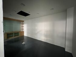 Prime Industrial Building (D20), Warehouse #549540461